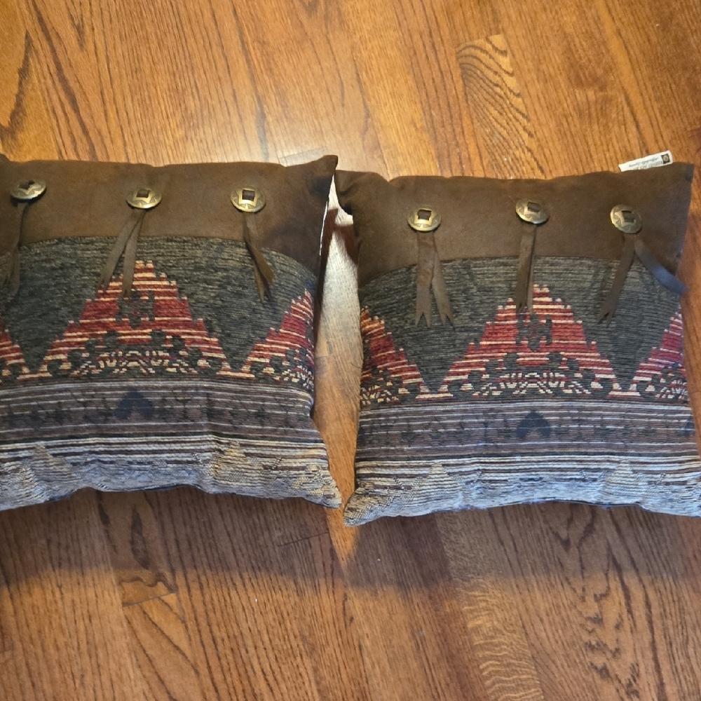 HiEnd Accents Sierra Concho Brown Faux Leather Square Western Throw Pillows - Picture 7 of 13
